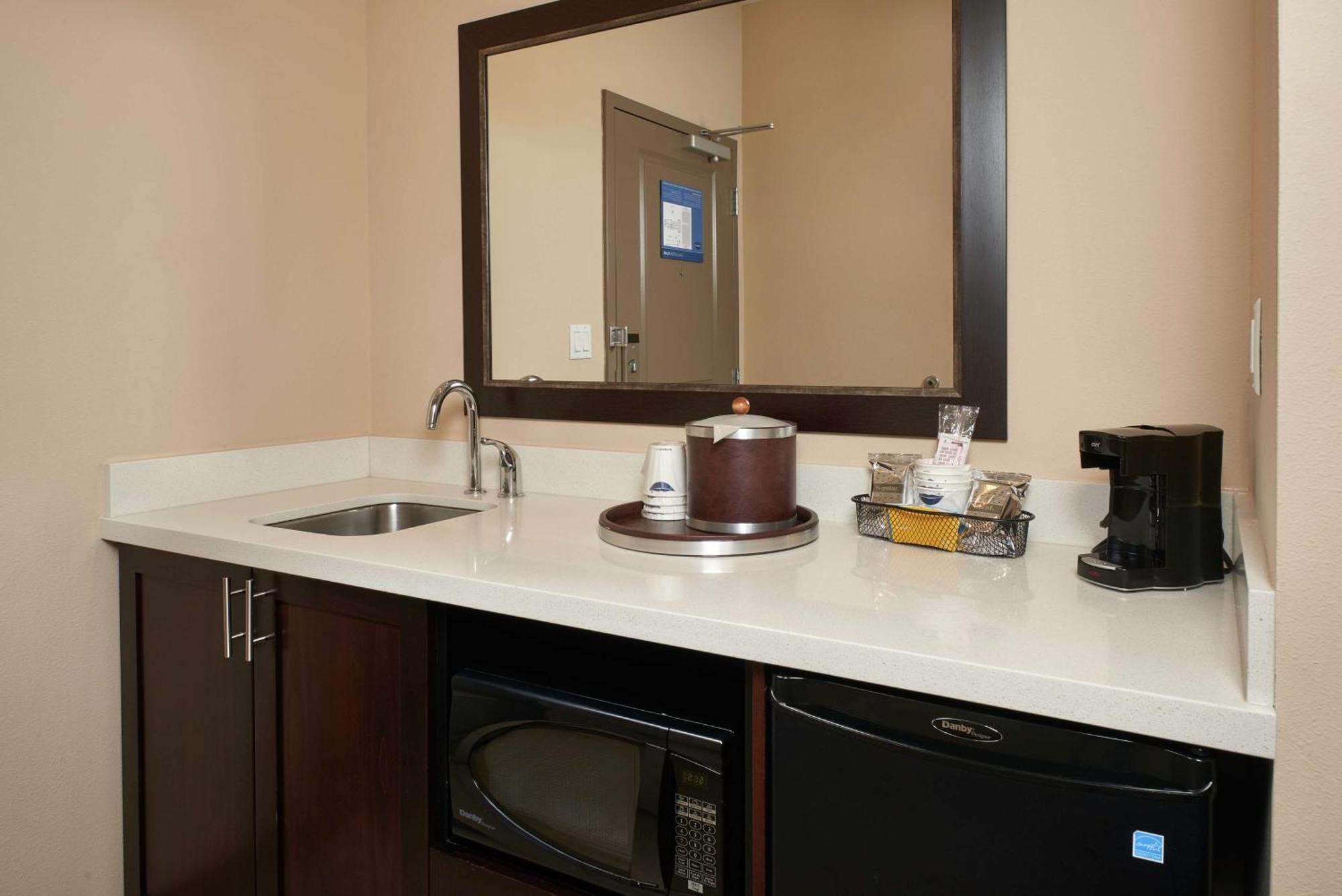 Hampton Inn & Suites Portland/Ванкувер Екстер'єр фото